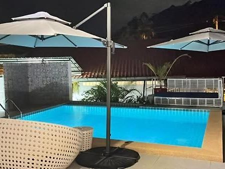 Elephant Sports Bar And Accommodation Phuket Buitenkant foto