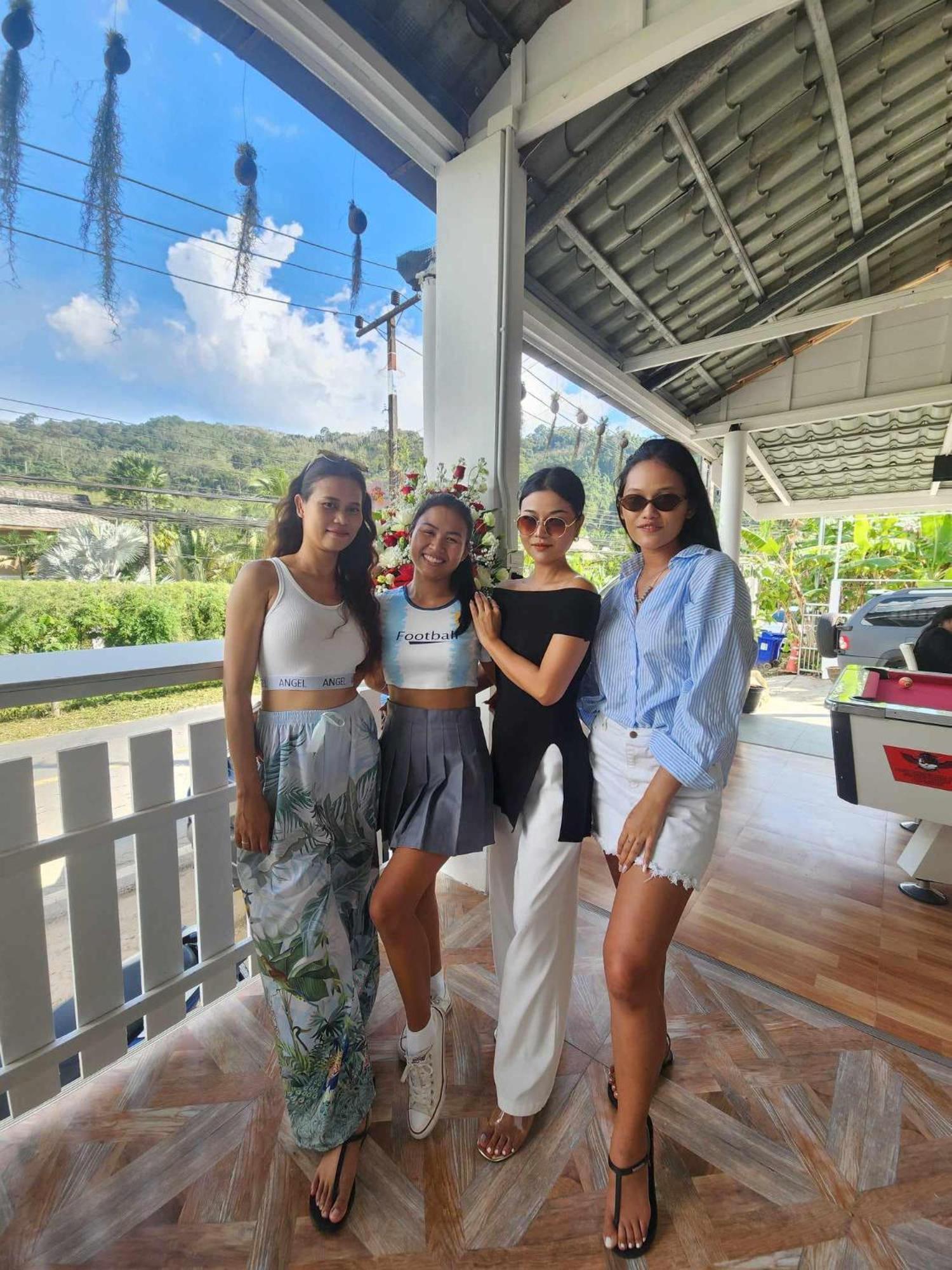 Elephant Sports Bar And Accommodation Phuket Buitenkant foto